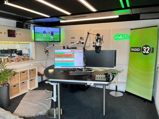 Radio 32